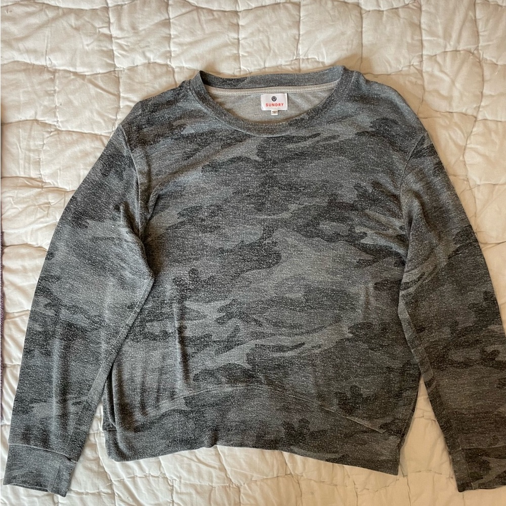Sundry long sleeve top, grey camo, size large